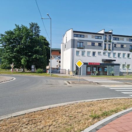 Stará Pošta Acomodação com café da manhã Svidnik Exterior foto